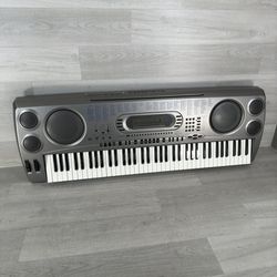 Casio WK-1630 76 Key Keyboard 