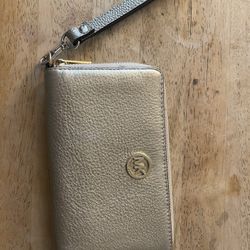 Michale Kors Wallet Great Condition 