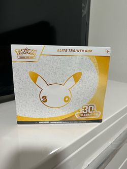 Pokémon TCG 30th Celebration Elite Trainer Box