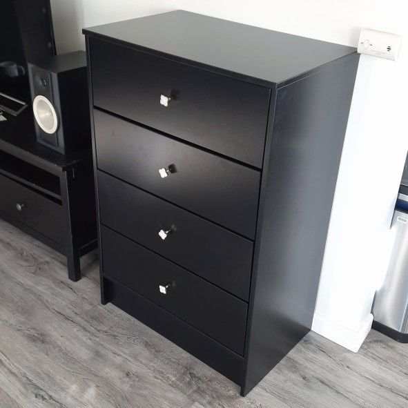 Like new Black Ikea Dyfjord dresser