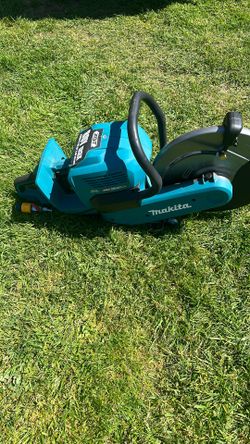 Makita Saw. 80 V MAX   14”.  Model GEC01. Tool Only. NEW 