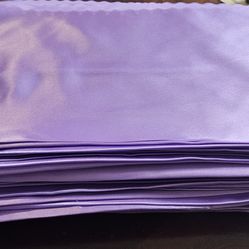 Paquete de 80 servilletas con abones color morado 16× 16 y medio
