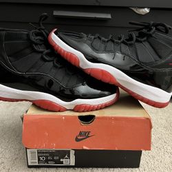 Bred 11s Size 10