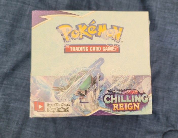 Chilling Reign Booster Box