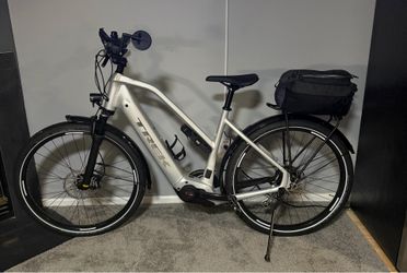 TREK -ALLANT+7 S Hybrid Electric Bike