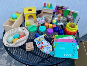 Lovevery Toys for 7-12 months / Babies / Toddlers / Educational Games