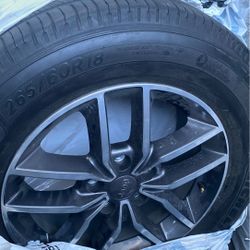 New stock 2019 grand Cherokee wheels/tires