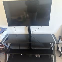 TV STAND & TV