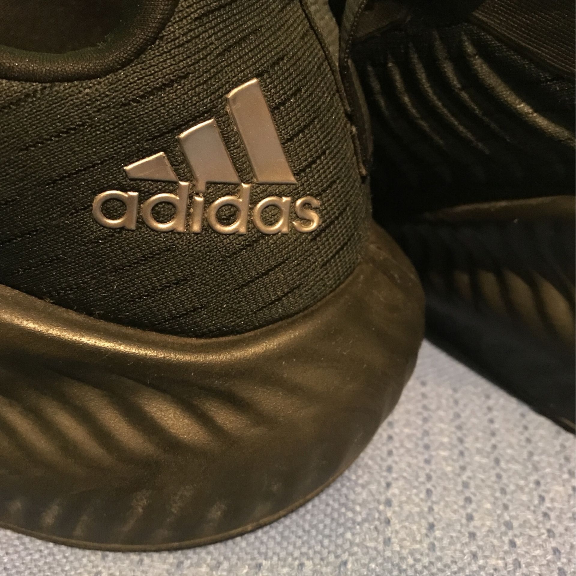Adidas Alphabounce Size 13