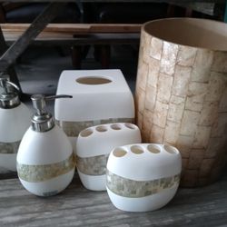 Bathroom Set
