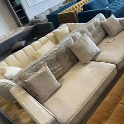 Oregon Beige Velvet Sofa 
