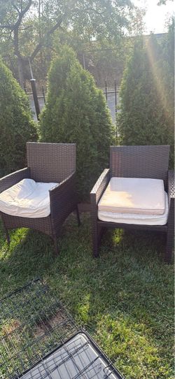 Outdoor Wicker Patio Chairs with Cushions – Set of 2 sillas para el patio