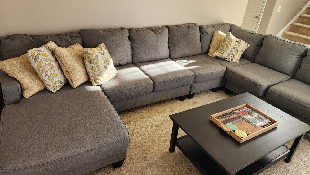 Ashley Furniture Couch - Lightly Used