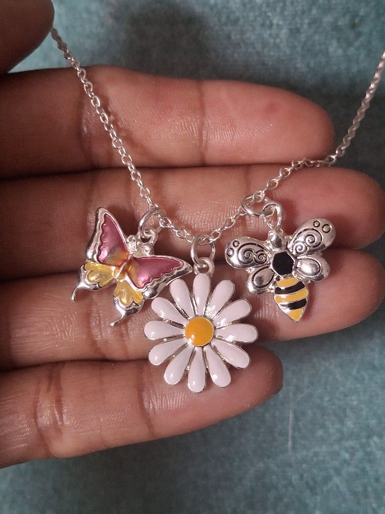 Butterfly Bee Flower Pendant Necklace 