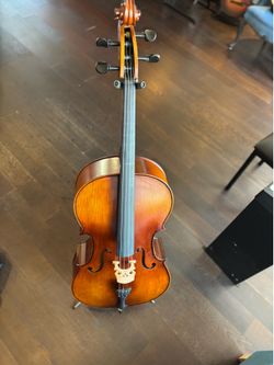 Cello 4/4 very well made with $500 hardshell carry case with wheels
