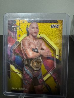 Alex Pereira Topps Finest Gold Sparkle /75