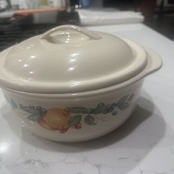 Corelle Casserole Dish With Lid, Decorated With Fruit Pattern, Excellent Condition
