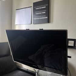 Great Perfect Condition 1080p Samsung TV 