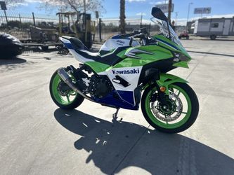 EX500JRFBL NINJA 500 SE 40TH ANNIVERSARY