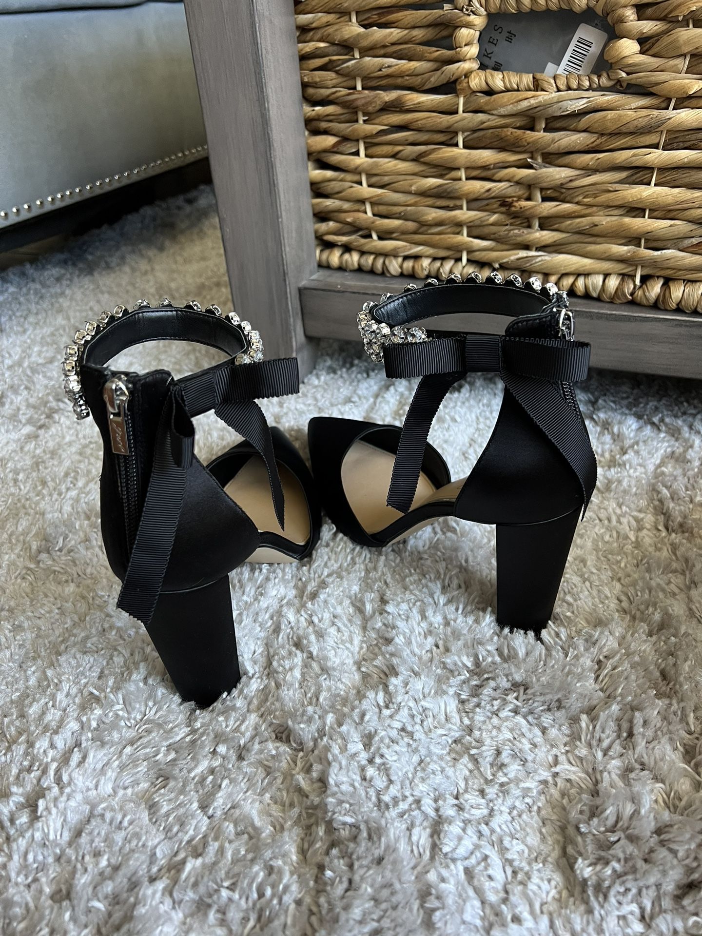 Badgley Mischka Heels