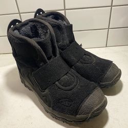 Women’s Winter Boots (Available)