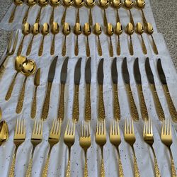 VINTAGE SET OF 70!!! Gold Plated Floral Flatware. Excellent Condition 