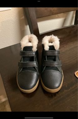Like New Ugg Kids Boot