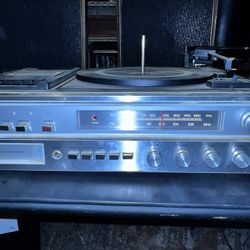 Amfm stereo system 8 track 50$ obo