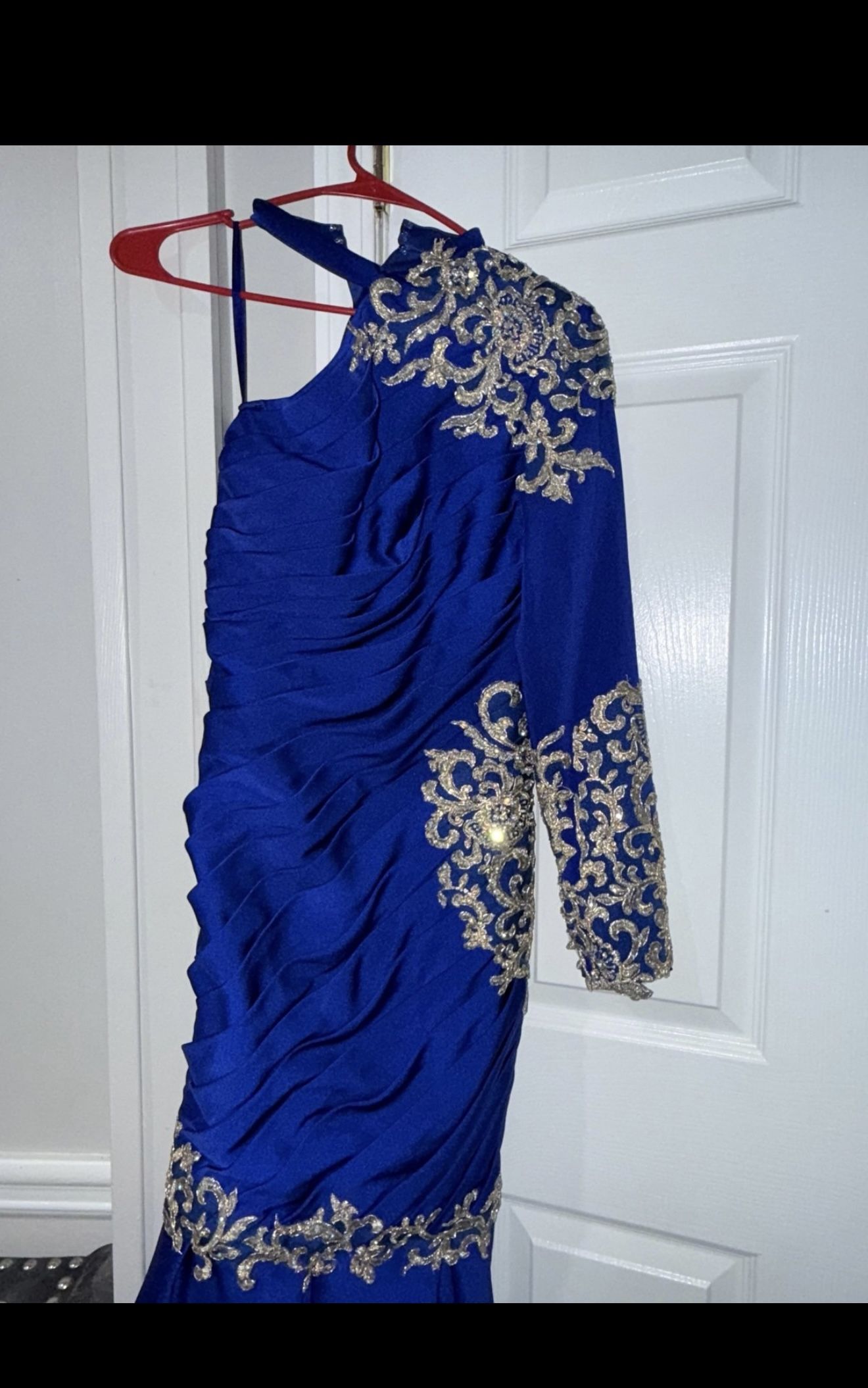 Special Occasion Dress Size Small