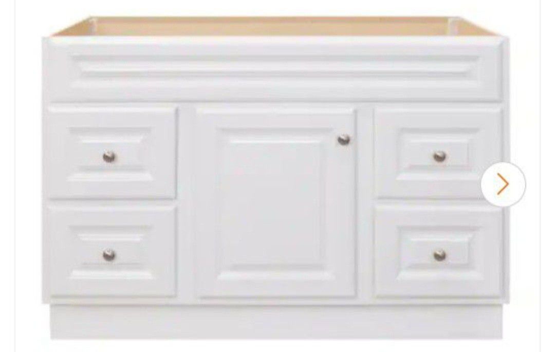 Hampton 48 in. W x 21 in. D x 33.5 in. H Bath Vanity Cabinet without Top in White

(138)


