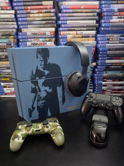 PLAYSTATION 4 UNCHARTED EDITION/ 2 JUEGOS A ELEGIR 2 MANDOS Y HEADSET