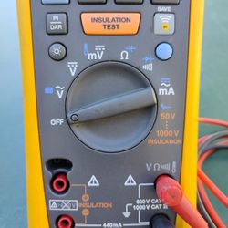 Fluke 1587 FC Insulation Multimeter 