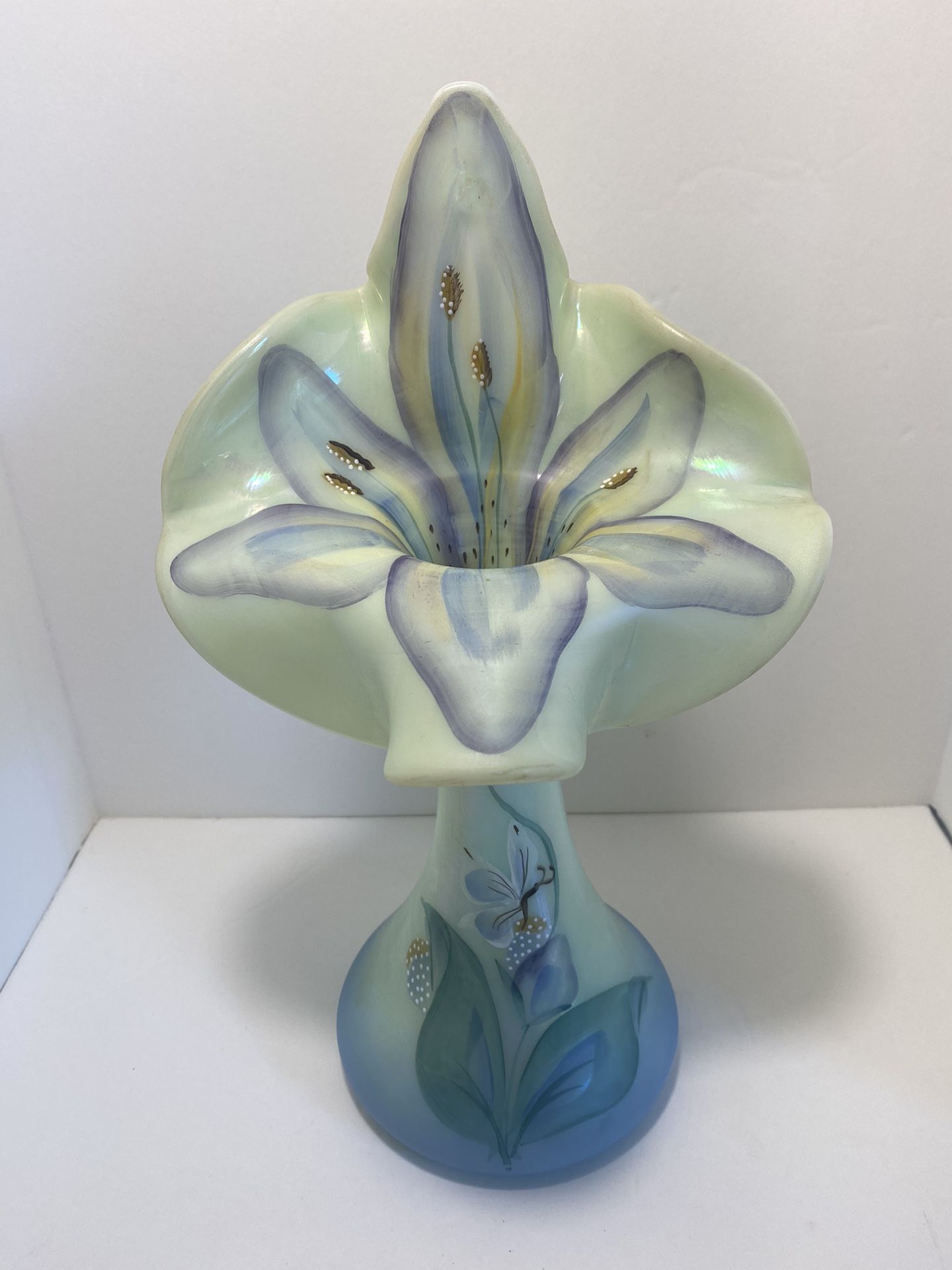 Fenton Tulip Vase