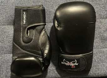 Gloves For Sports!! (boxing, cycling) $1