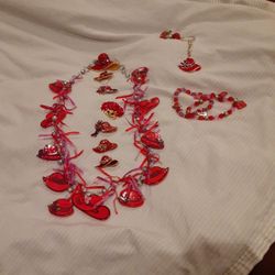 14 Pcs Of Red Hat Jewelry 