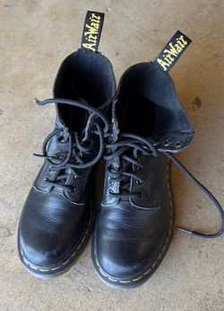 Kids Doc Martens size 6!
