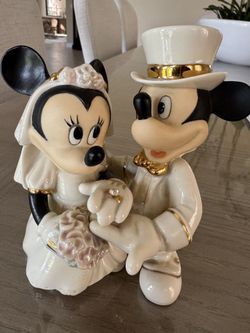 Lenox Disney Mickey&Minnie Mouse Wedding Figurine - Fine Porcelain