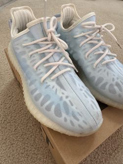 Yeezy 350 Mono Ice size 10