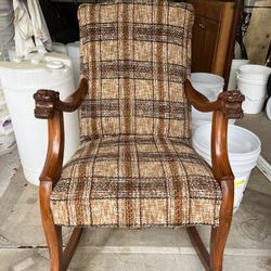 Vintage Rocking Chair 