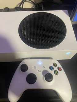 Xbox series s 512 gb and controller