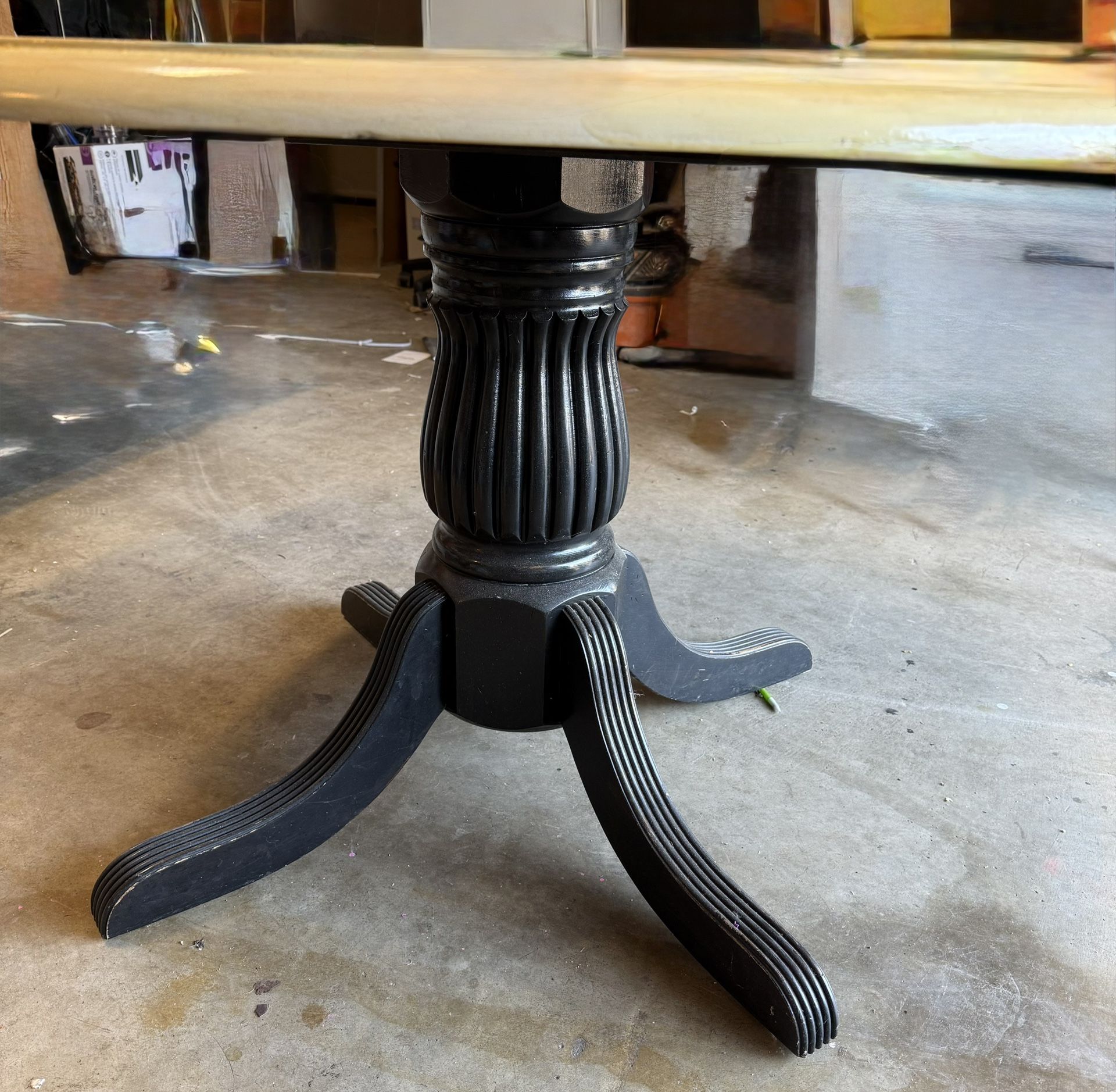 Dinning Table