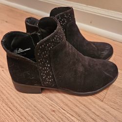 Girls Youth Size 3 Shoes, Sneaker, Boots 