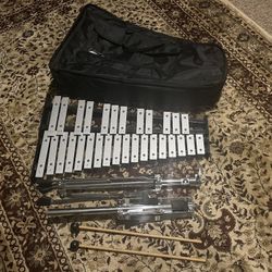 Pearl Glockenspiel With Case, Stand And Mallets
