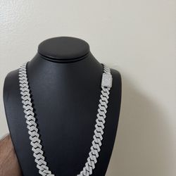 Moissanite Chain 