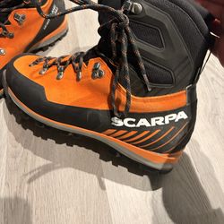 Scarpa Mont Blanc Mountaineering Boots