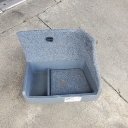 BMW E90 BATTERY TRAY COVER