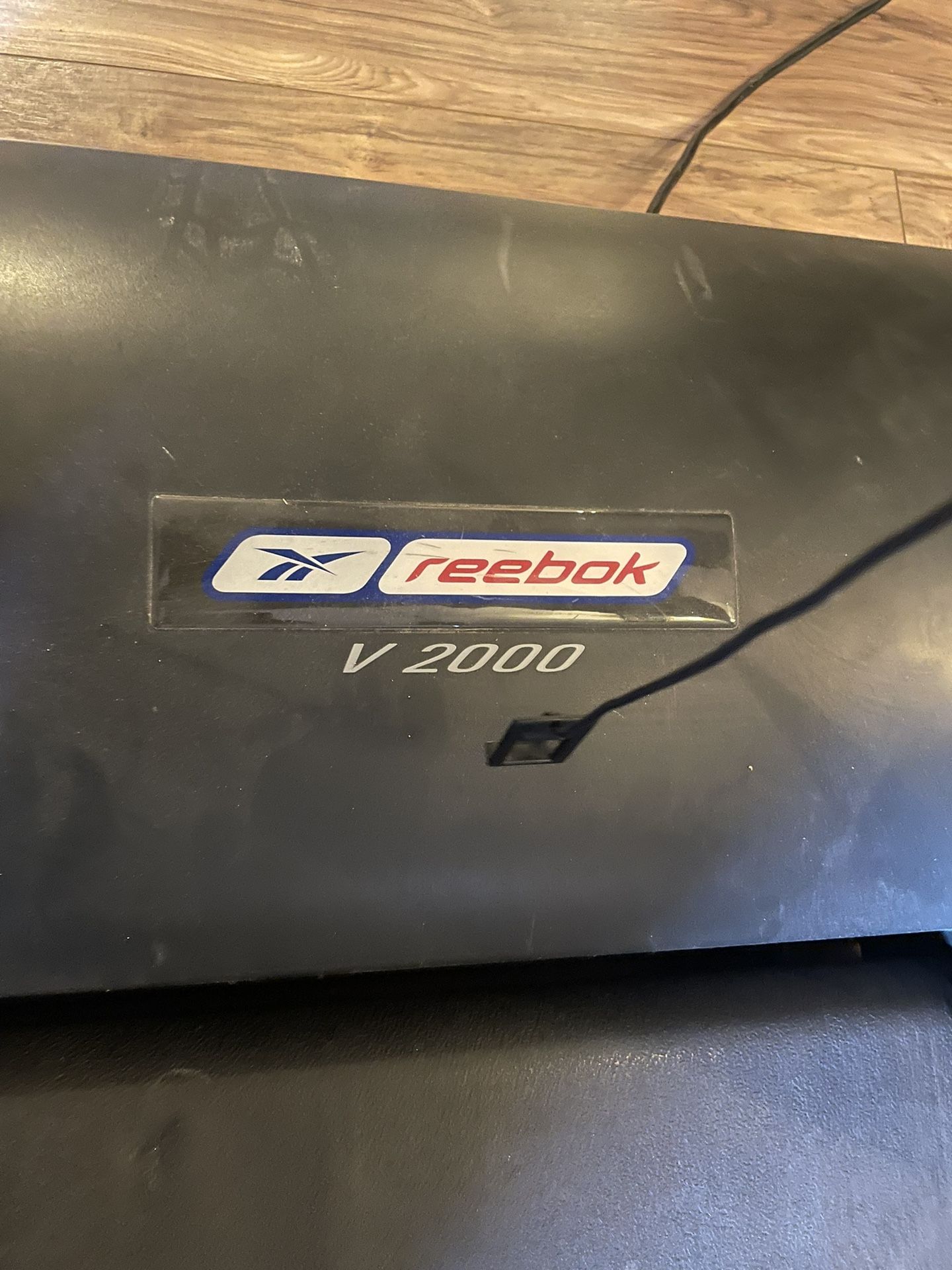 Reebok Treadmill V2000 for Sale in Loveland CO OfferUp