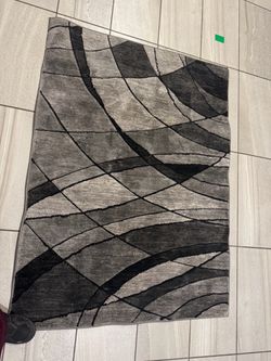 2 rug set. Black and Grey rugs