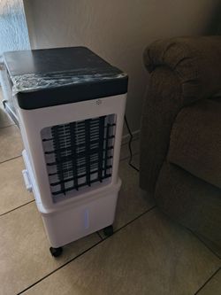 Evaporative cooler