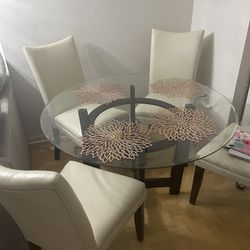 Dinner Table And Chairs With Separate Velvet Covers 